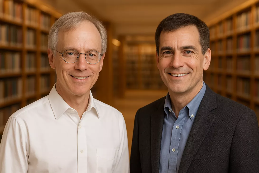 آپی و دمبسکی